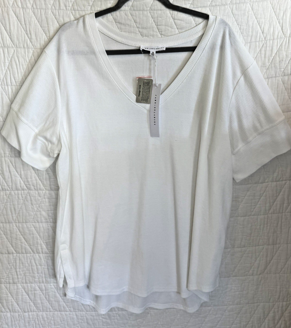 Jane + Delancey top white Women's size 2X NWT short sleeve vneck
